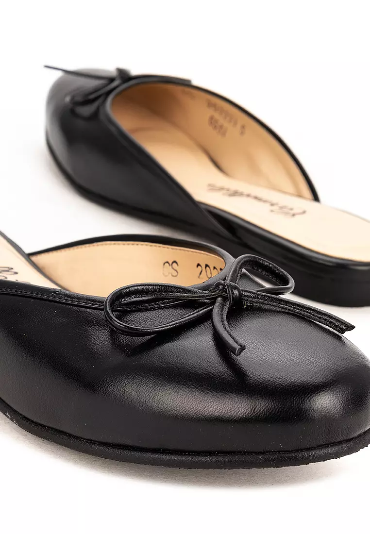 Round Toe Flat Mules