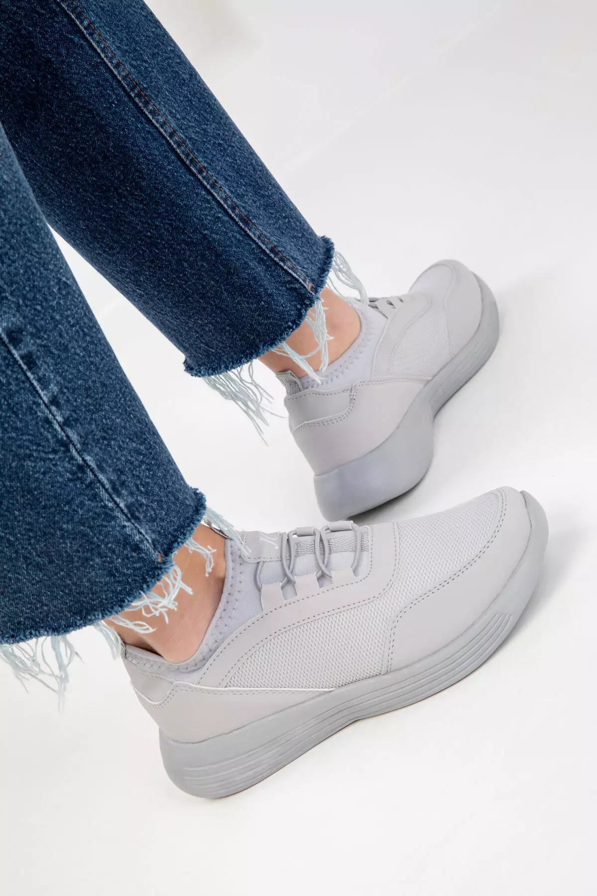 Ice Women's Sneaker 20360