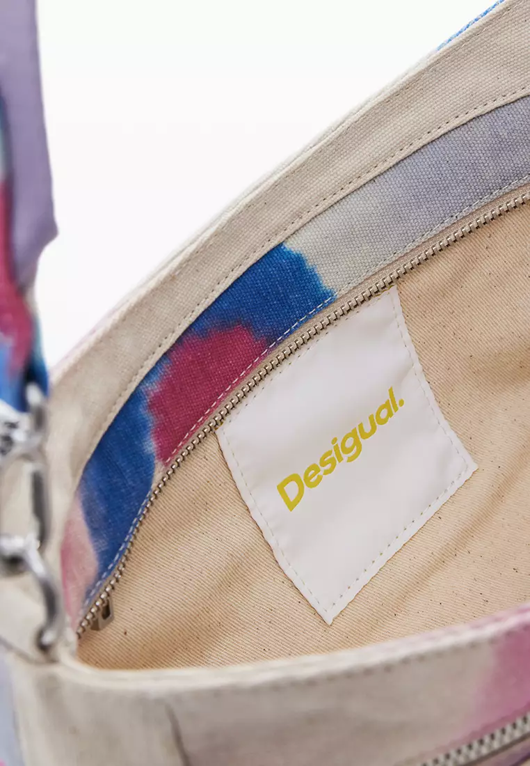 Small crossbody bag with pockets