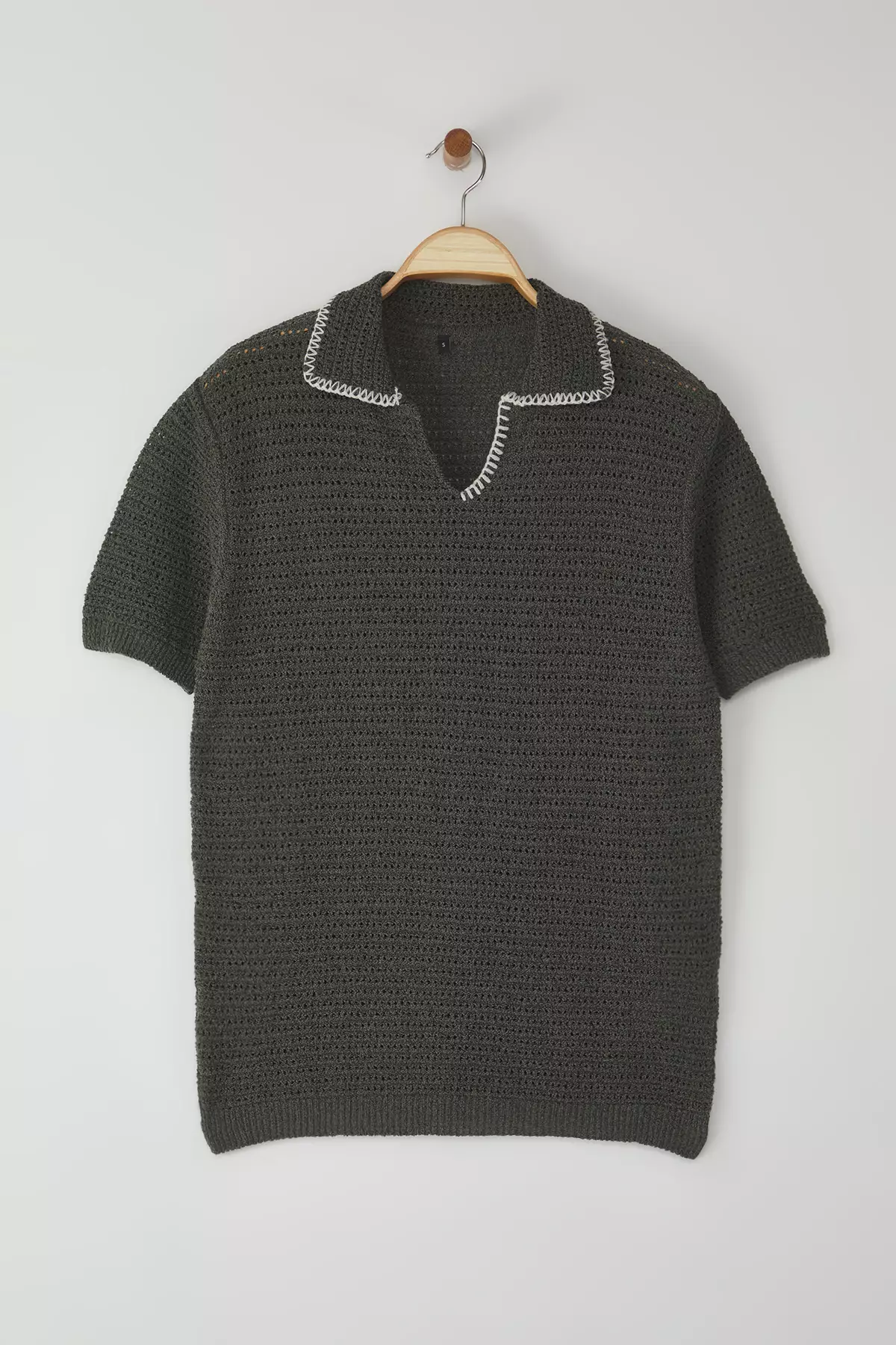 Textured Knitted Polo Shirt