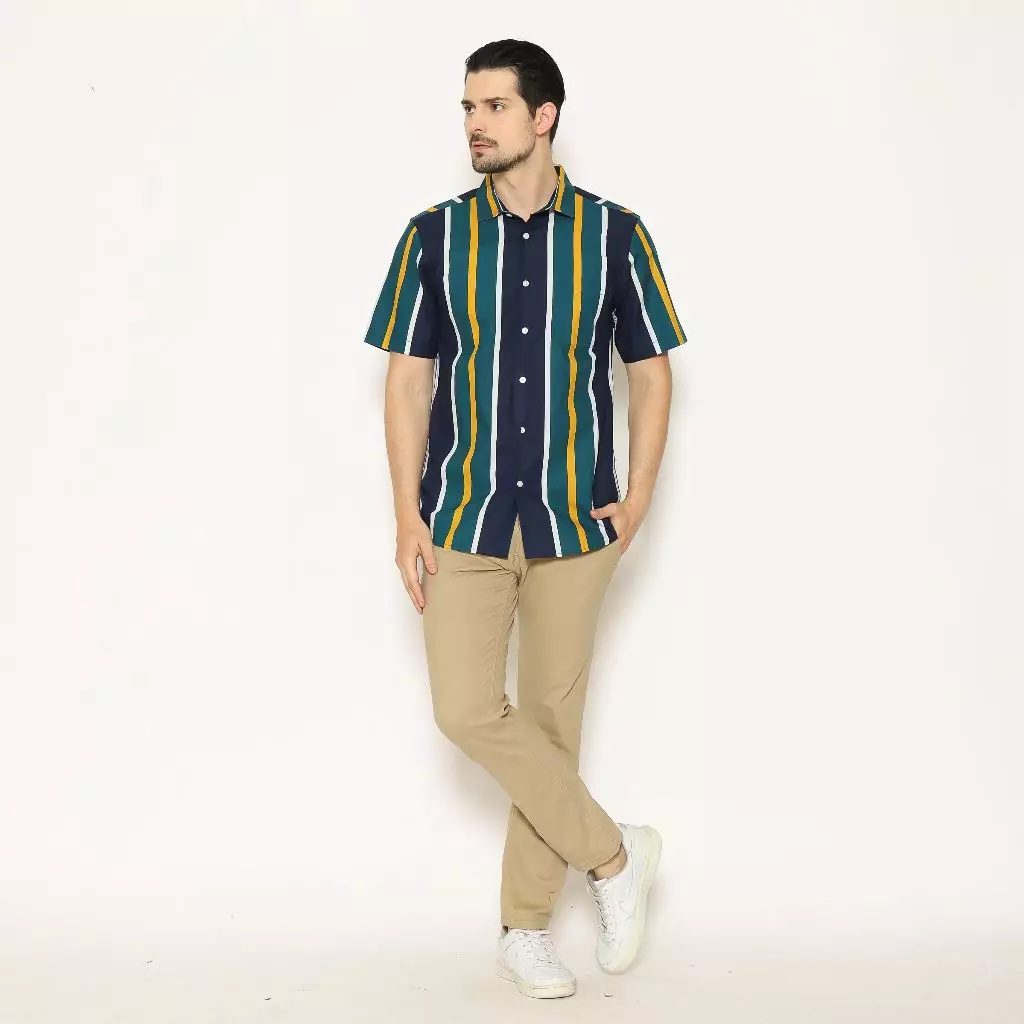 AMK Kemeja Pria Lengan Pendek SHP Dakota S/S Navy Blue