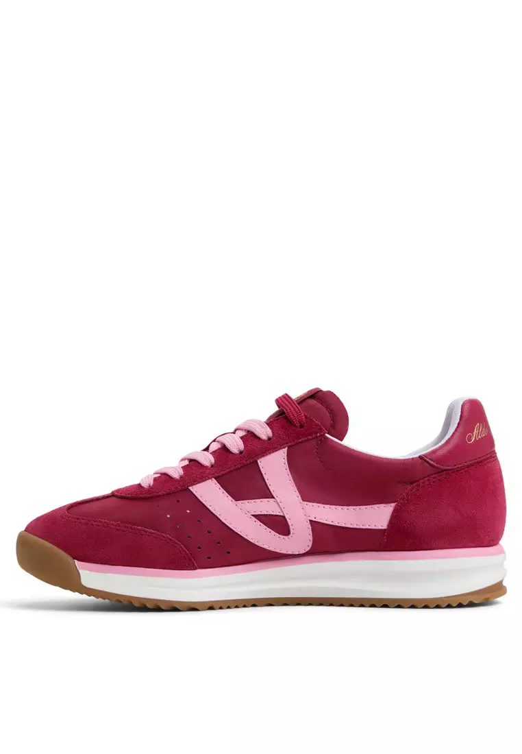 Stepcount Sneakers