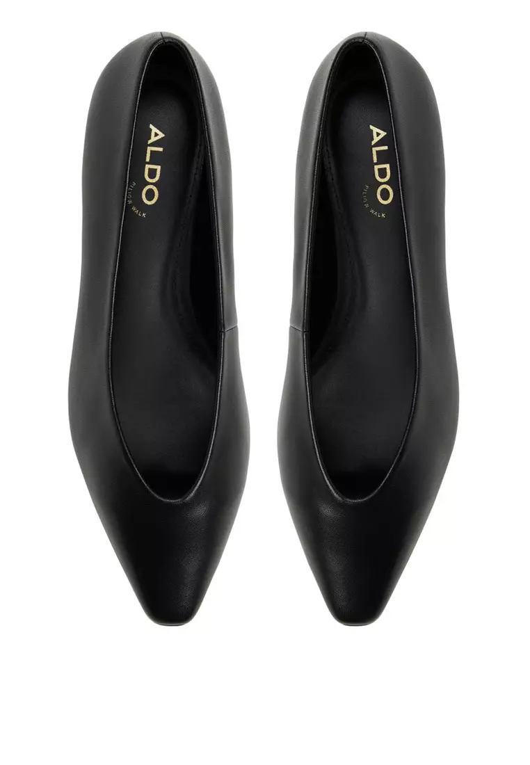 Zolita Ballerina Flats