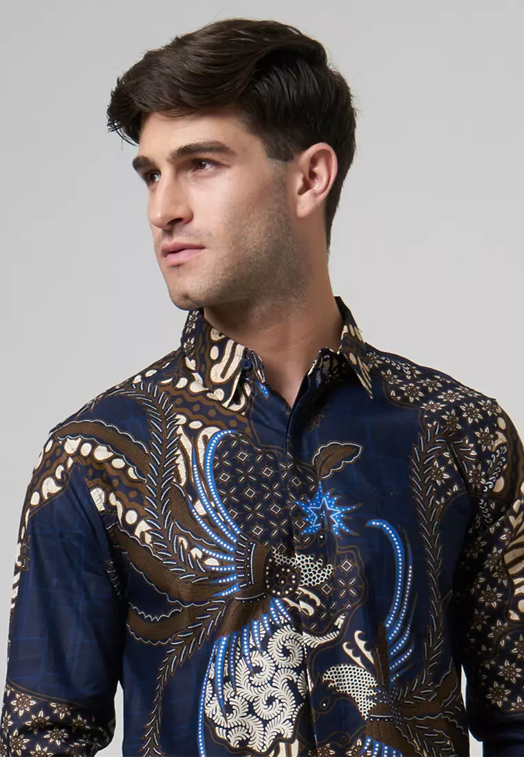 Slimfit Dhara Navy Kemeja Batik Pria Lengan Panjang