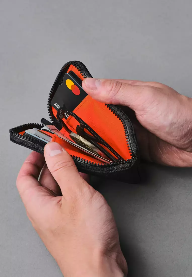 Alpaka Zip Card Pouch - Axoflux Black