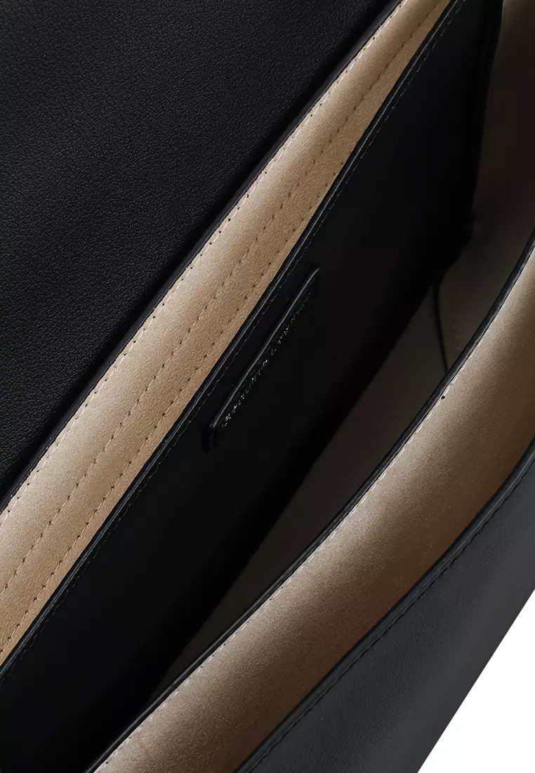 Love Embossed Shoulder Bag (nt)