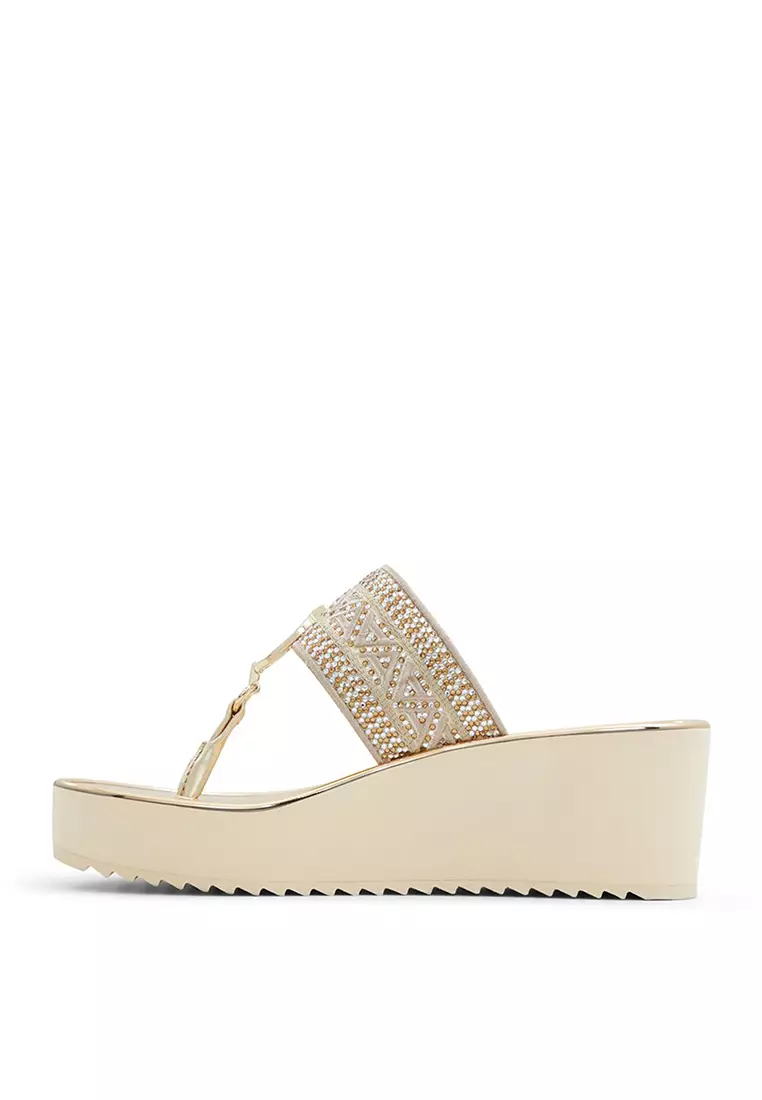 Fassbider T-Strap Wedges