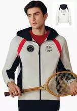 白色, 軍藍色, 紅色