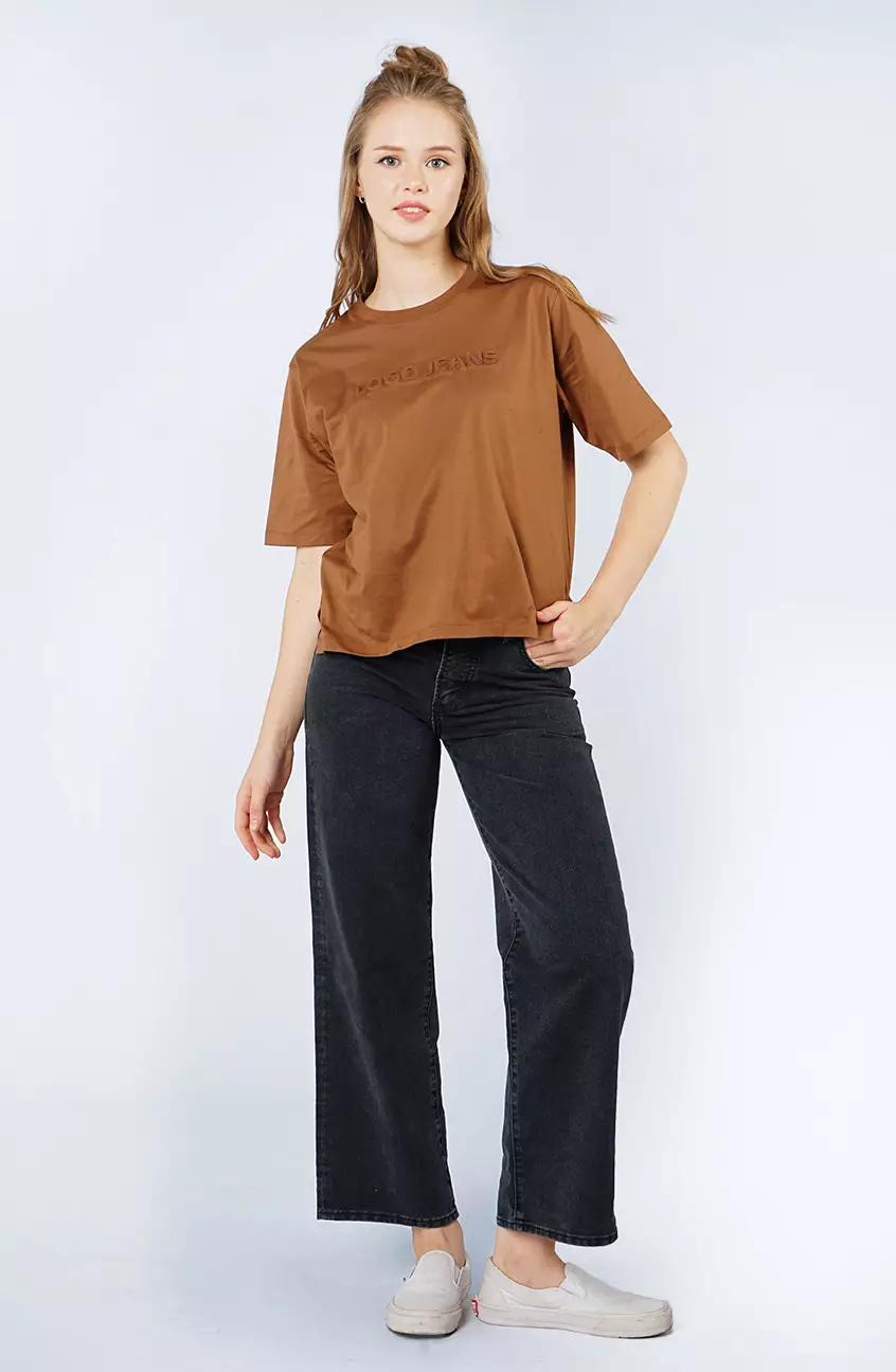 T-Shirt Kaos Wanita Boxy Izzora Brown