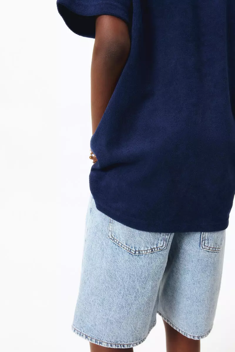 Loose-fit denim shorts