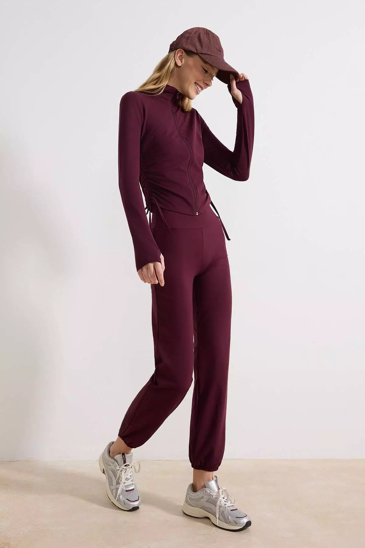 Plum Brushed Soft Fabric Reflector Printed Sports Knitted Matchable Sweatpants Thmss25Ea4