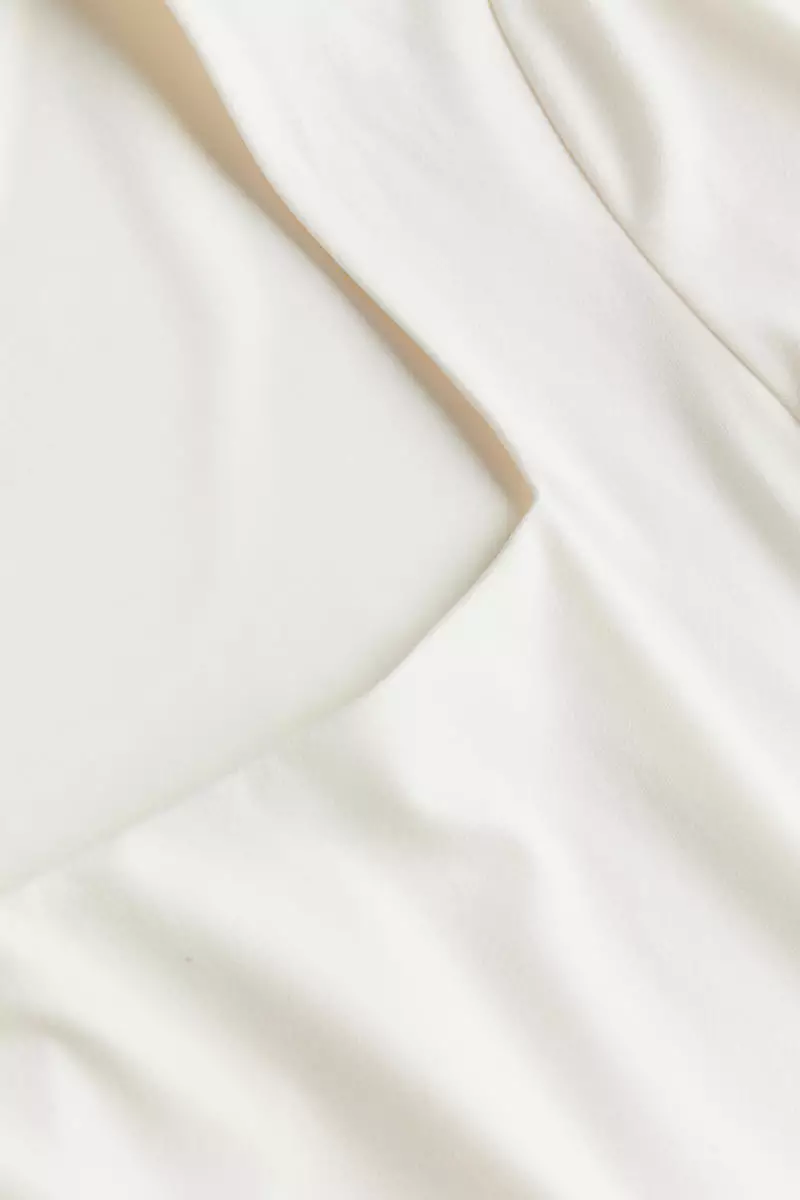 Long-sleeved jersey top