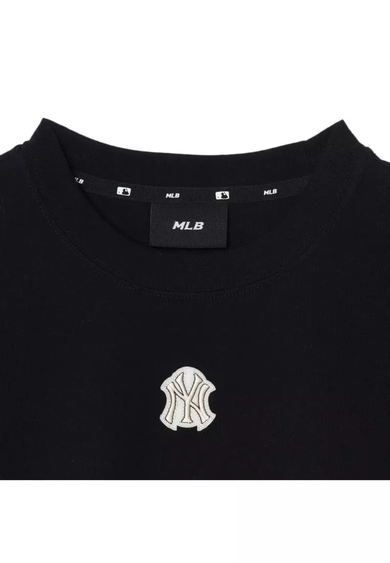 WOMEN'S BASIC SMALL LOGO CROP T-SHIRTS NEW YORK YANKEES