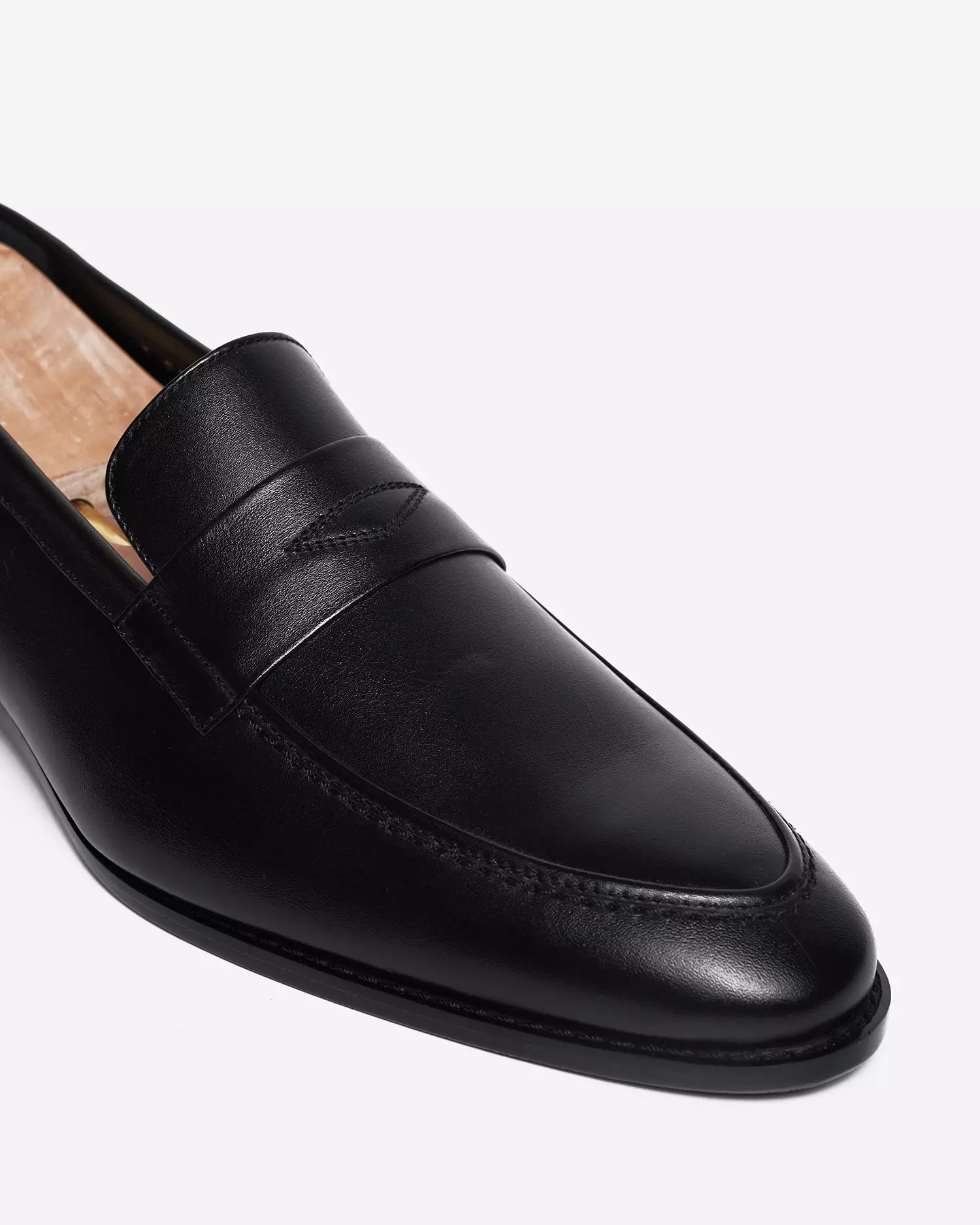 Buccheri Lysander Loafers Men Black
