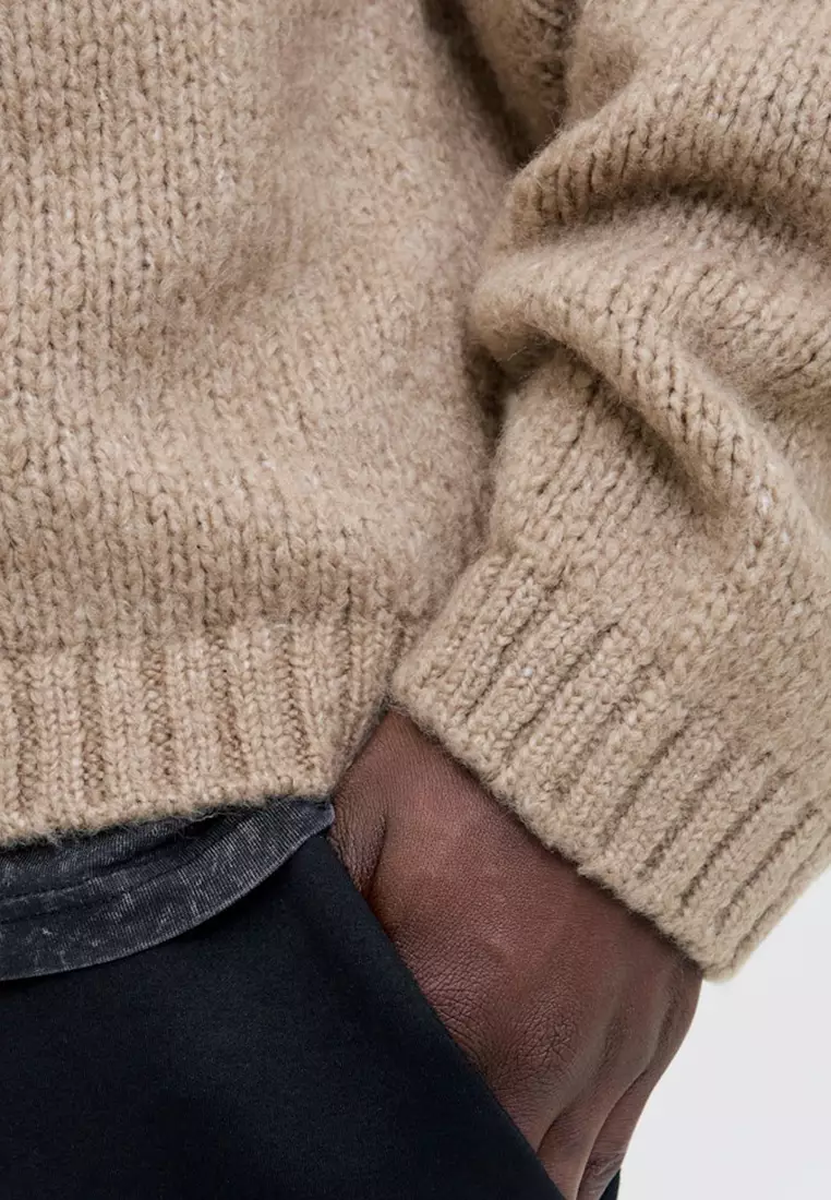 Crew Neck Knit Sweater