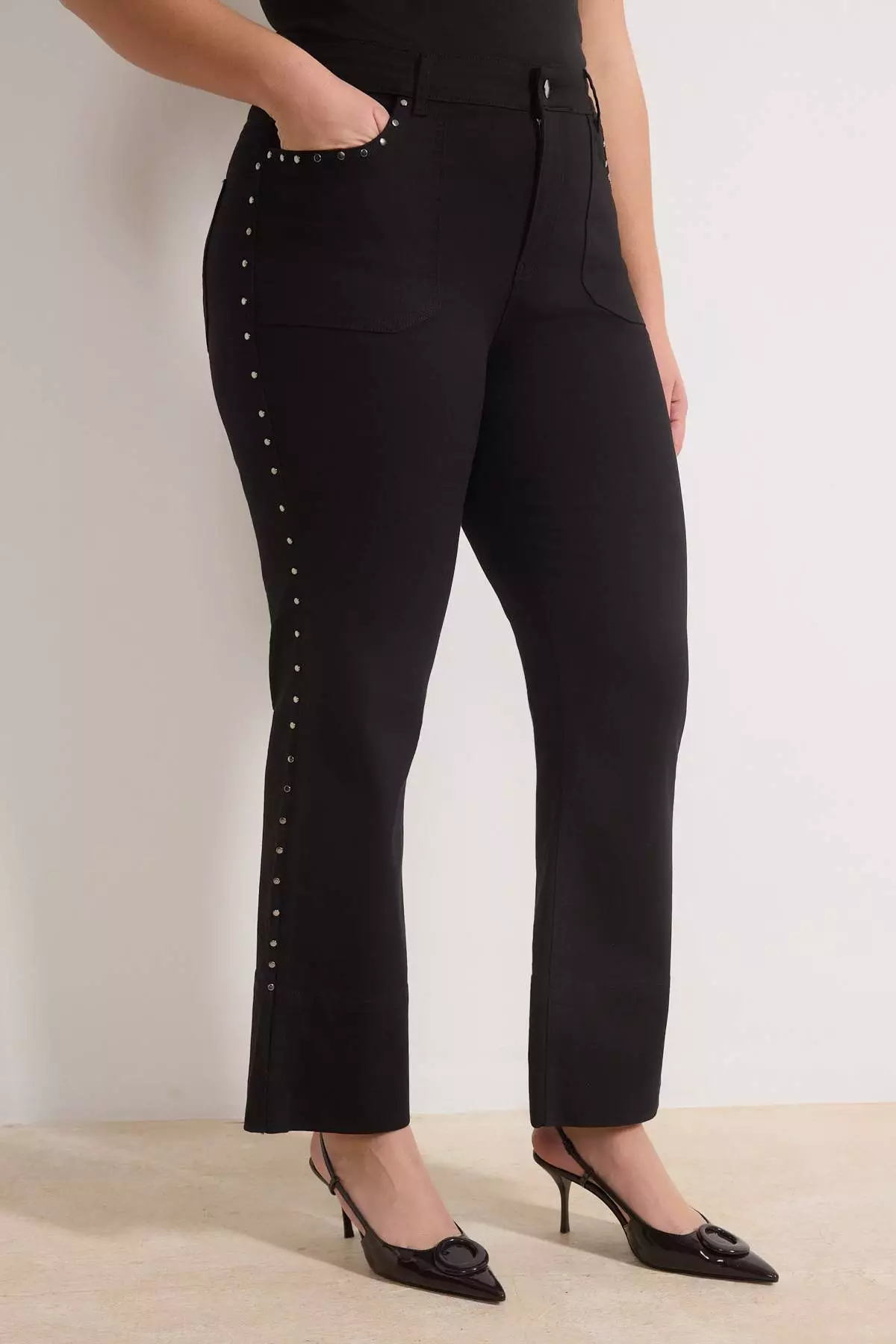 Non-Fading Black High Waist Trok Detailed Stretchy Straight Fit Denim Plus Size Jeans Tbbss26Cj00005