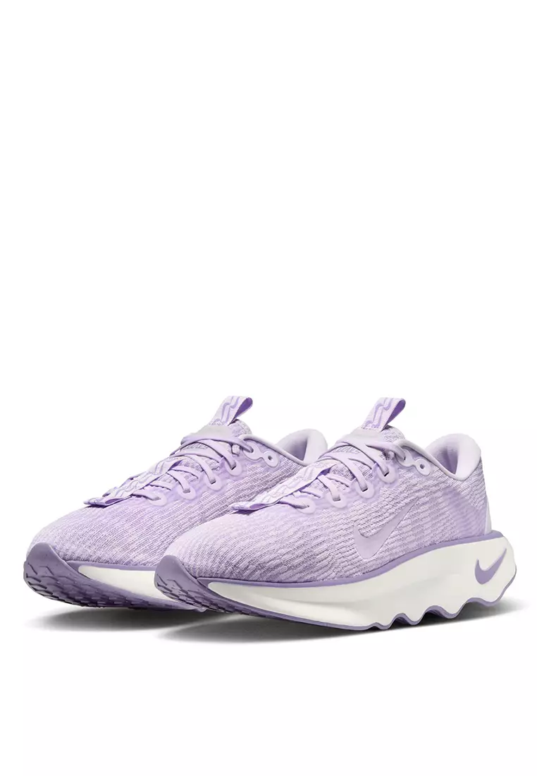 Motiva Walking Shoes