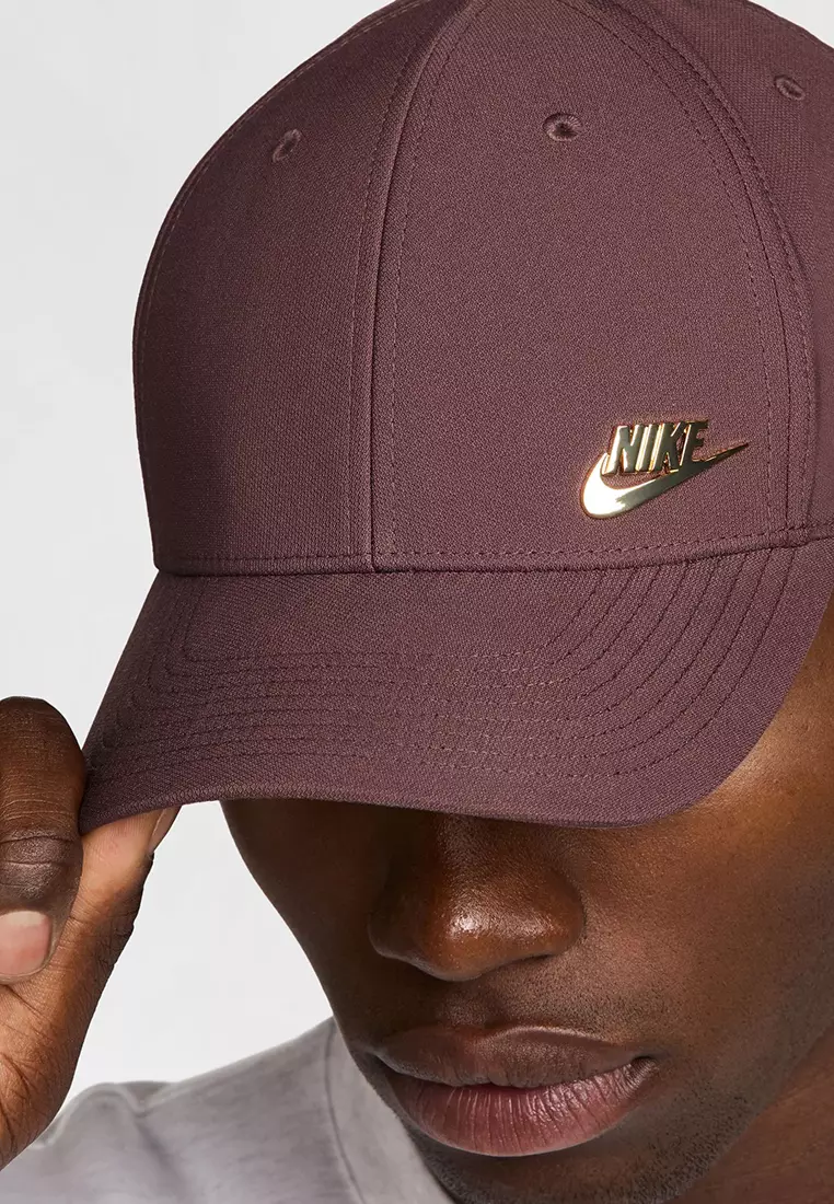 Dri-FIT Club Structured Metal Logo Unisex Cap