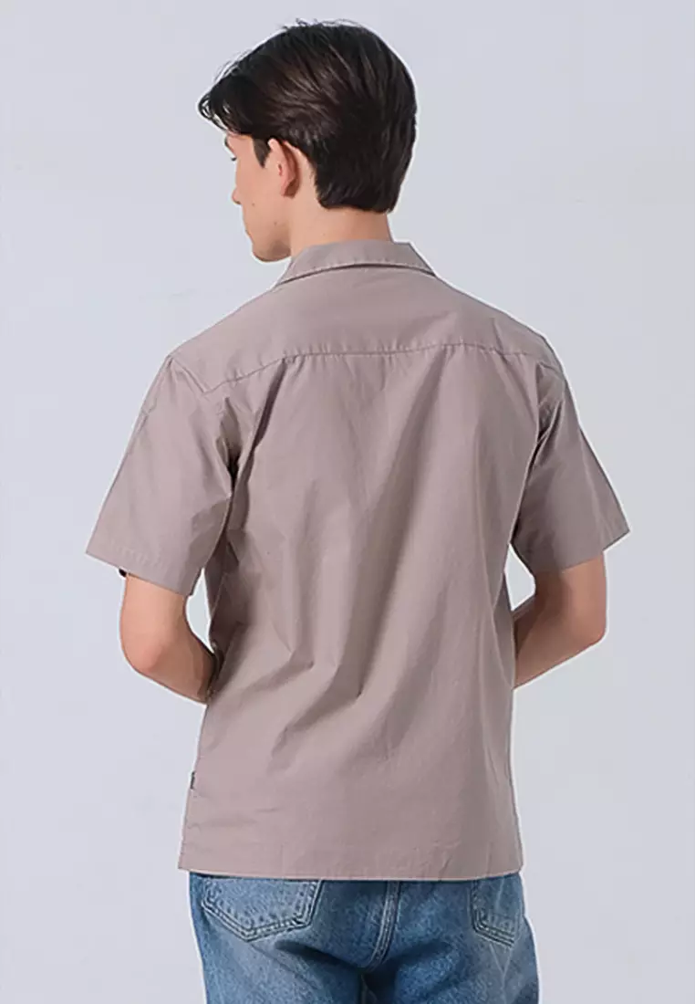 Kemeja Kerah Terbuka Lengan Pendek E051P21