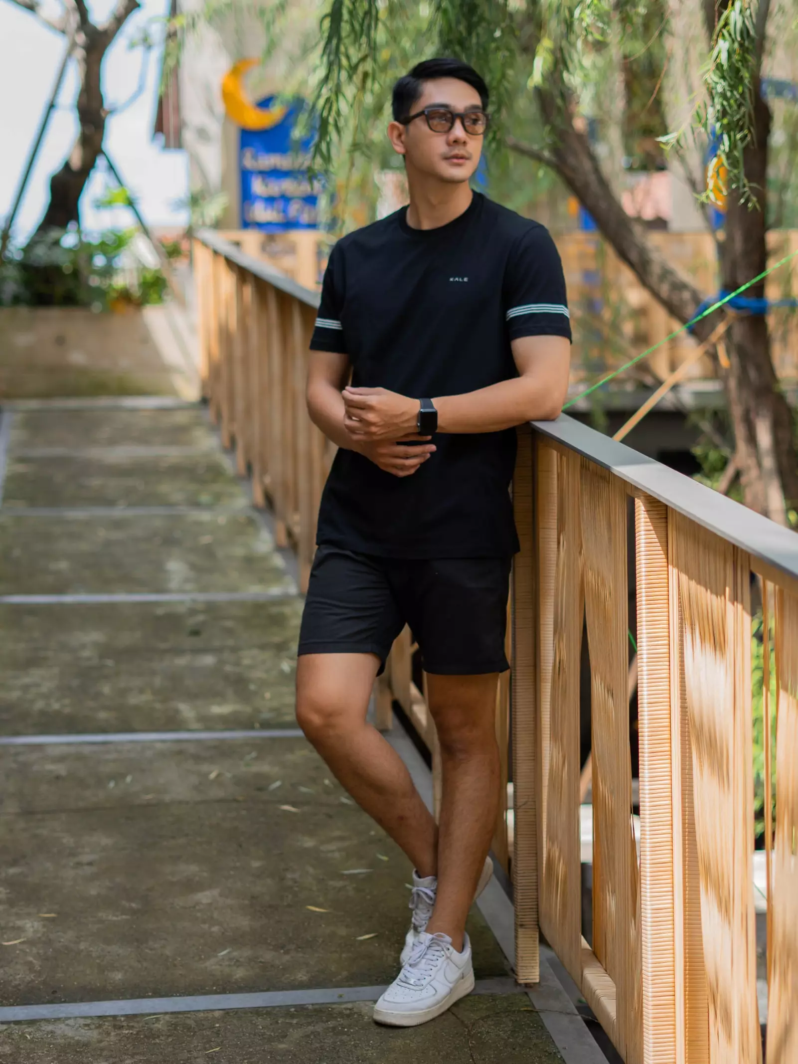 Kale Wesley Black / Kaos Pria Lengan Pendek