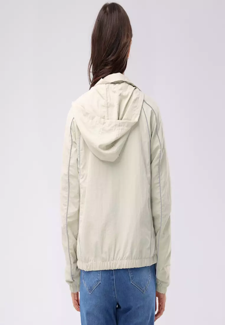 Long Sleeves Jacket W/ Hood