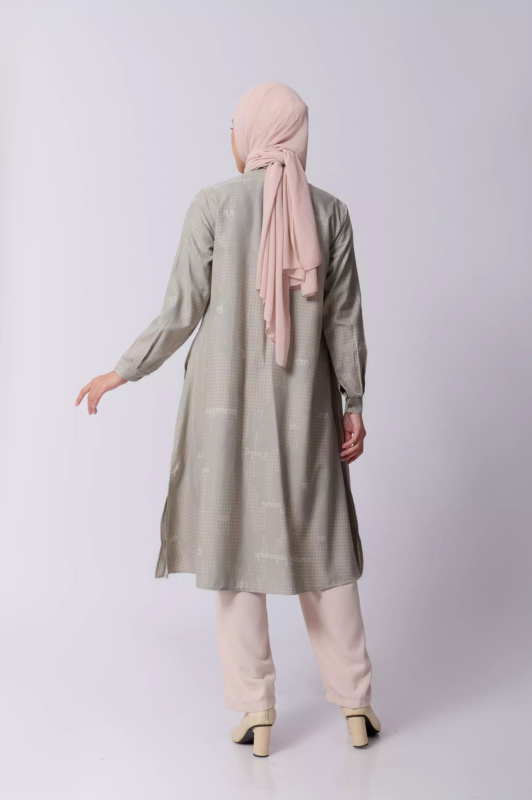 ZM Zaskia Mecca - Heyza Midi Gamis - Aksara Nusantara - Edisi Aksara Jawa