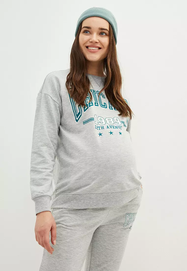 Crew Neck Printed Long Sleeve Maternity Sweatshirt