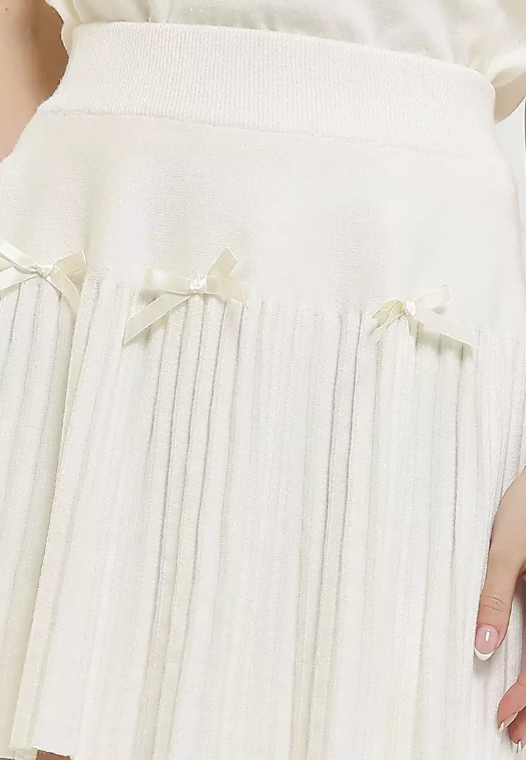 Mini Pleated Knit Skirt W/ 4 Bows