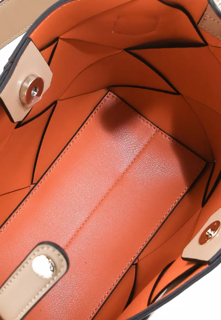 Charlotte Bucket Bag