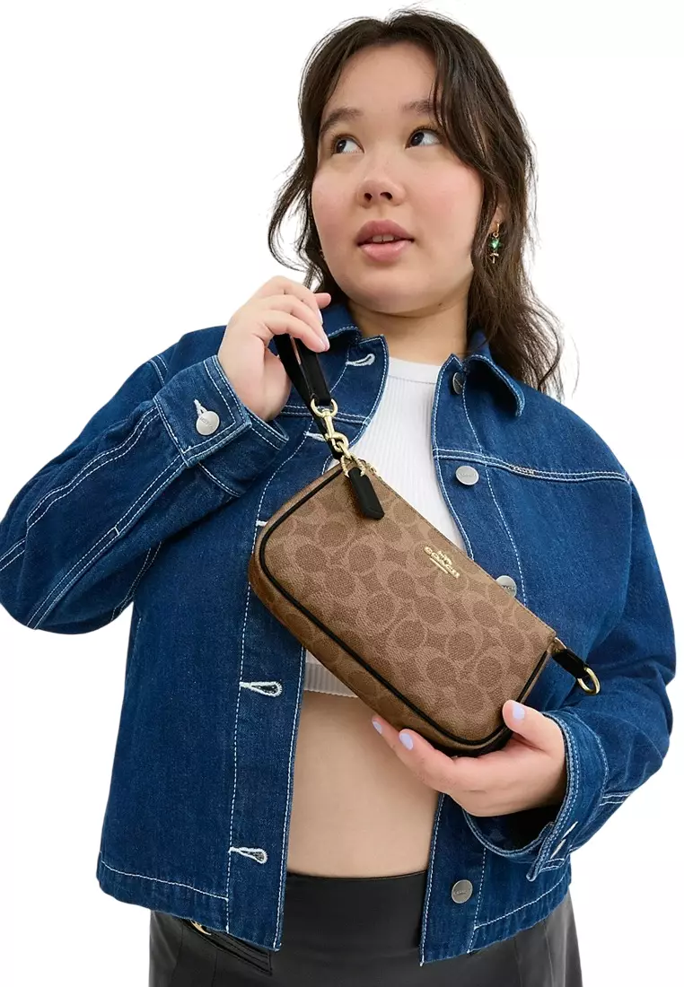 Nolita 19 In Signature Canvas - Tan/Black