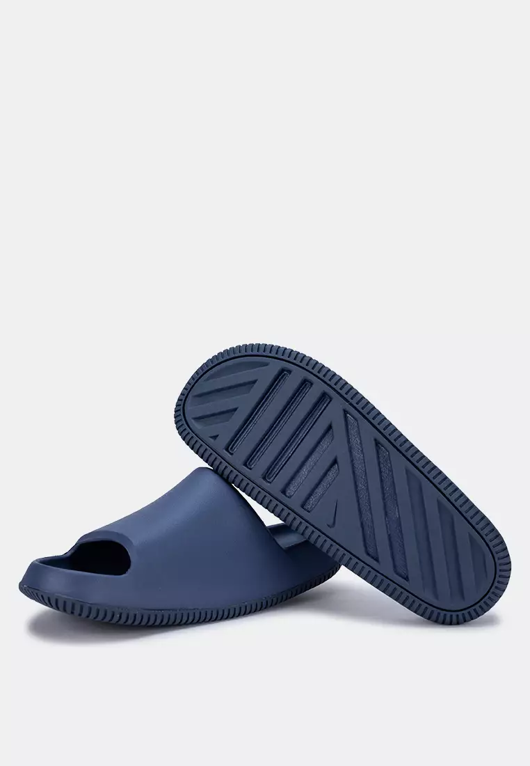 Nike Calm 2.0
