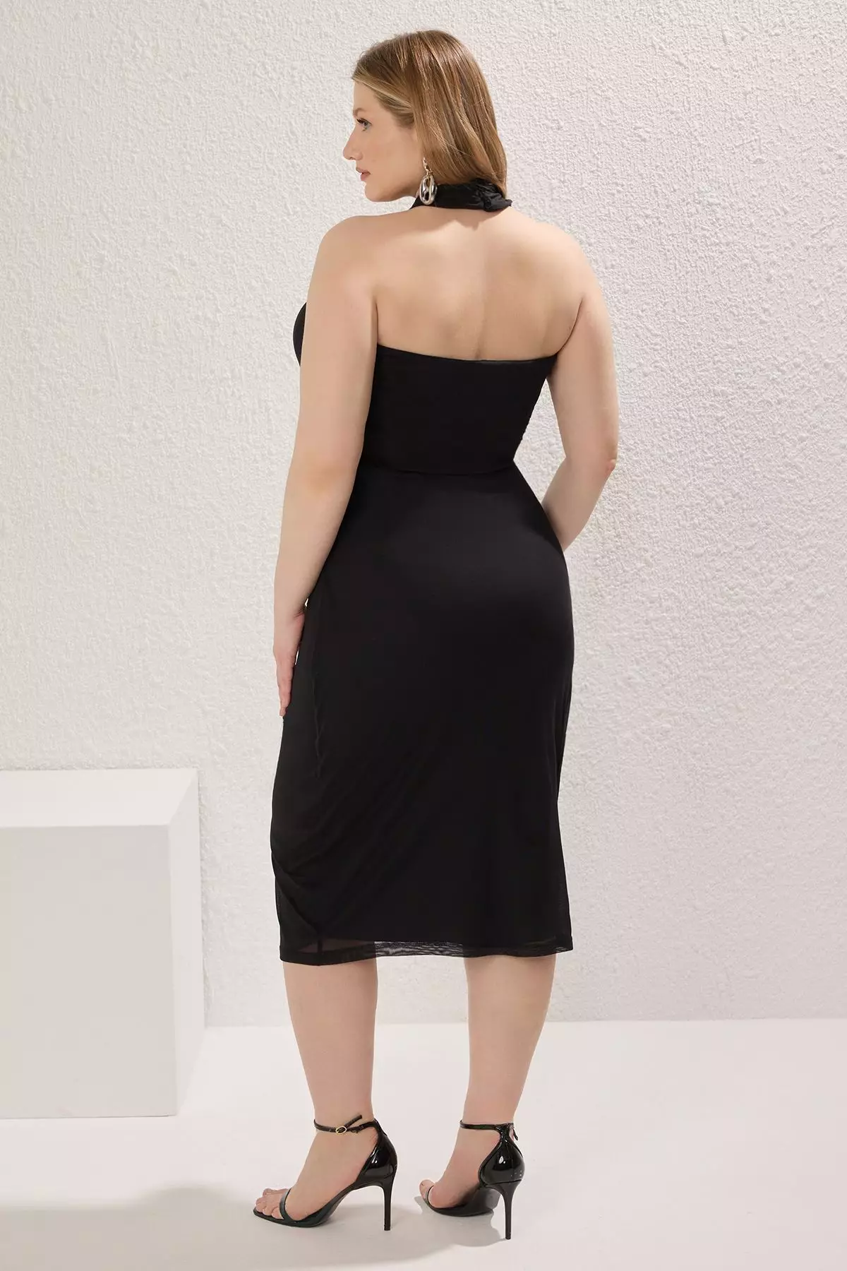 Black Cowl Neck Knitted Plus Size Tulle Dress TBBSS25AH00011