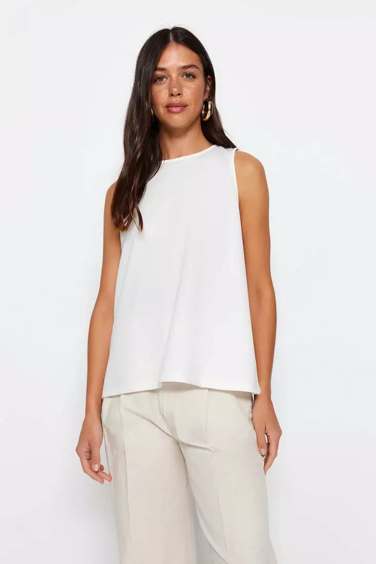Buy Trendyol Round Neck Sleeveless Top 2024 Online ZALORA Singapore