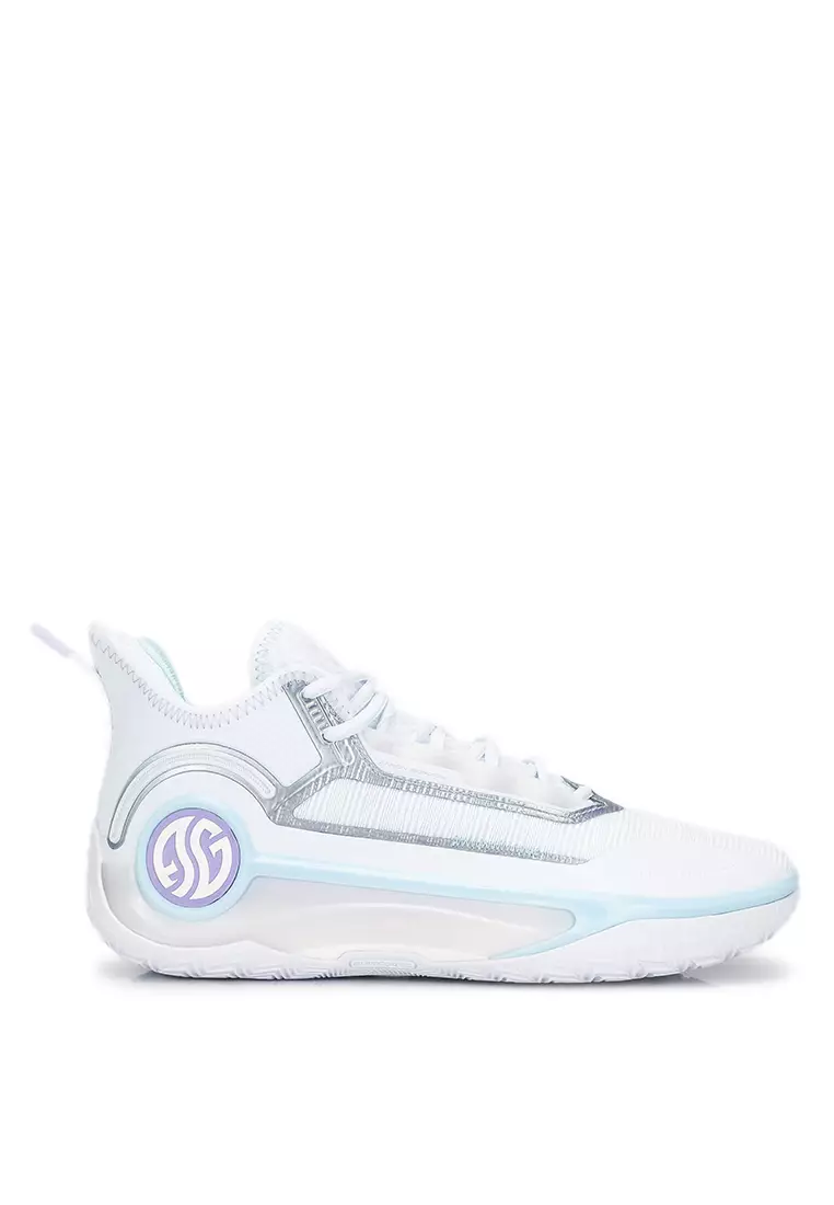 White low sale basketball shoes