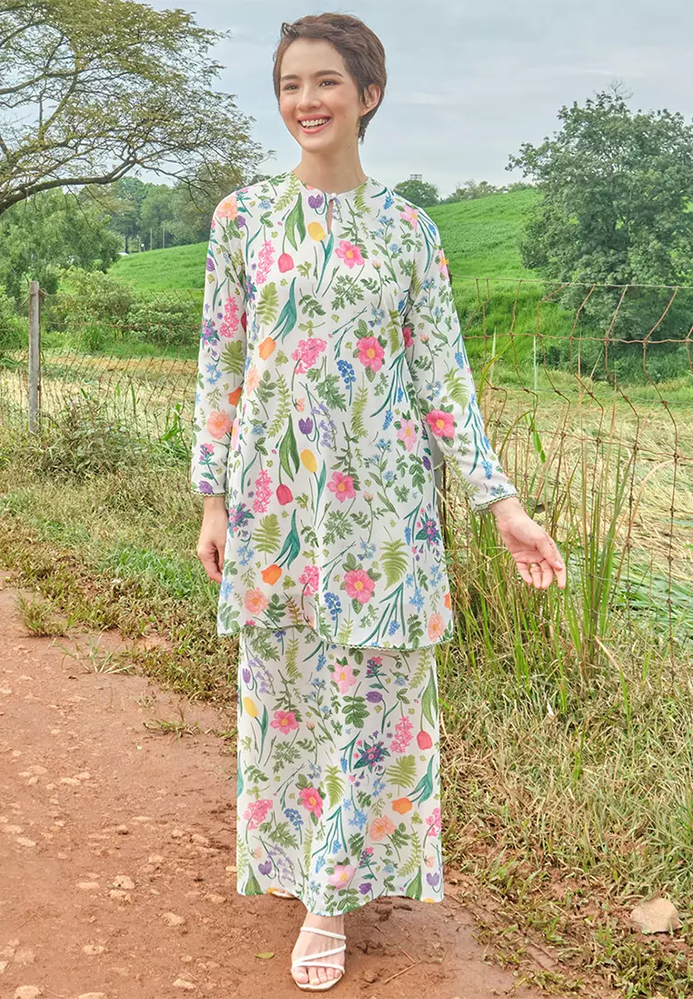 Duyong Blouse & Skirt - Cream Oasis