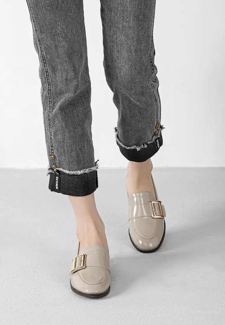 Buckle Strap Glossy Leather Loafers TH128-8