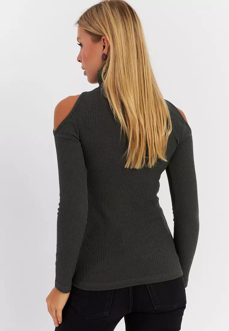 Off-Shoulder Camisole Blouse