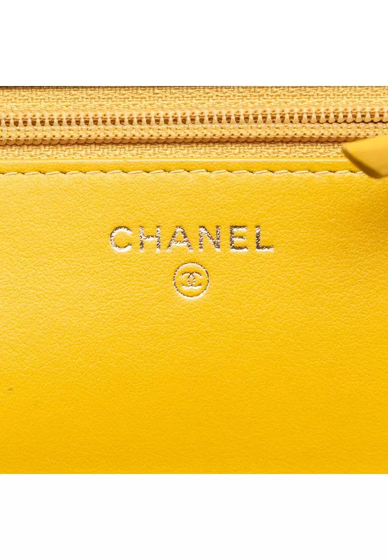 Pre-Loved Chanel Caviar Cc Filigree Wallet On Chain