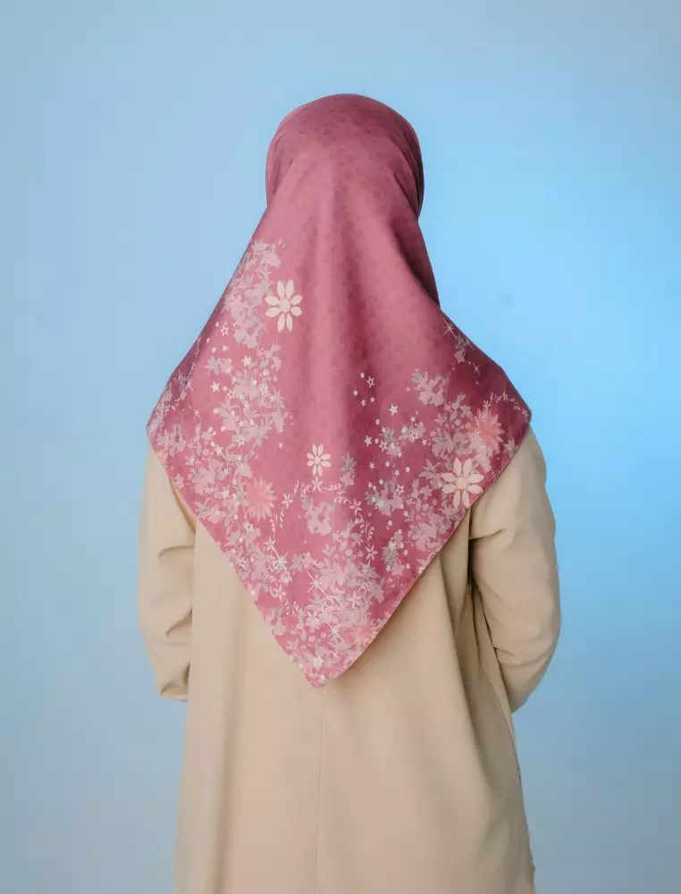 ZANIAH Scarf Tropical Pink - Kerudung Hijab Segiempat Motif With Pouch Ziplock - Bahan Poly Fine - Ukuran 110x110