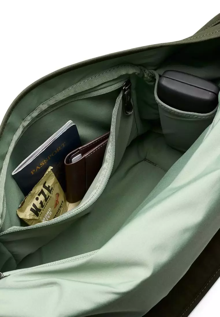 Bellroy Classic Messenger - Olive