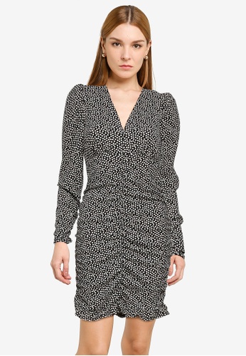 Buy Dorothy Perkins Monochrome Spot Print Ruched Mini Dress 2021 Online Zalora Singapore Femminili e a ottimi prezzi, le collezioni di abbigliamento dorothy perkins sono molto amate dalle donne, perché ne esaltano la silhouette. zalora singapore