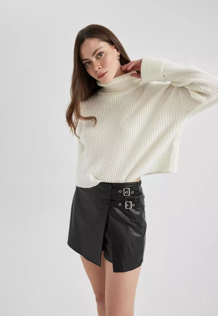 Buckle Skort