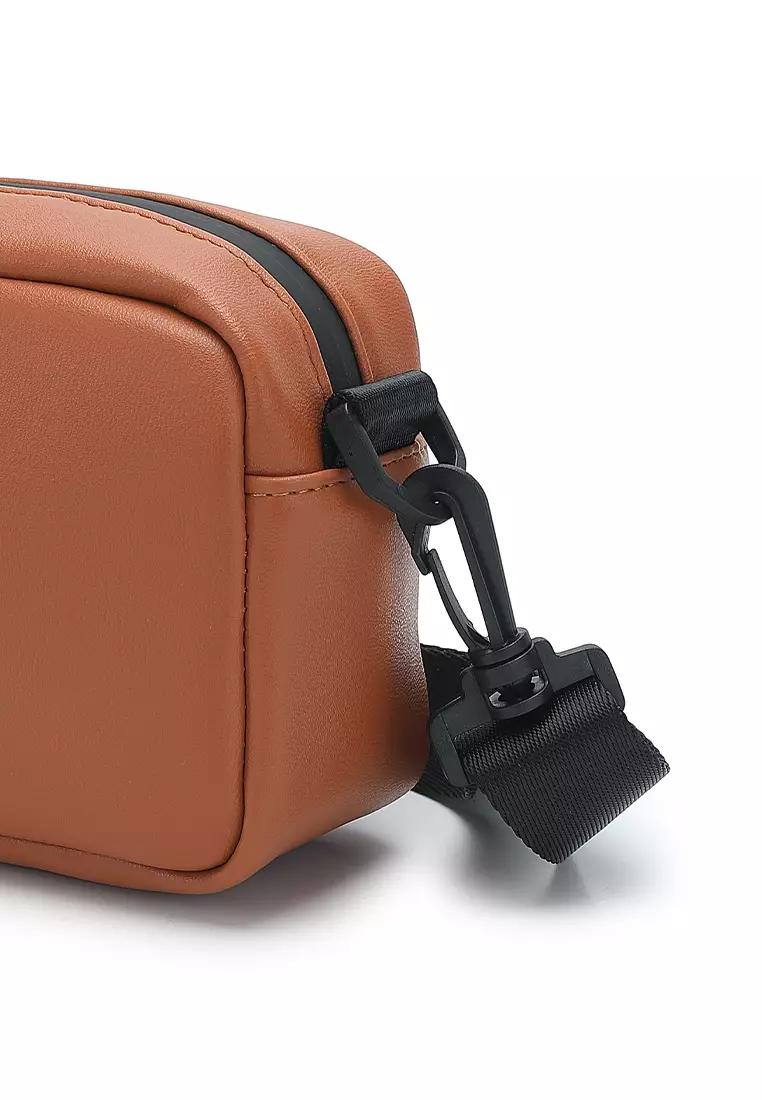 Women's Sling Bag / Crossbody Bag - Brown