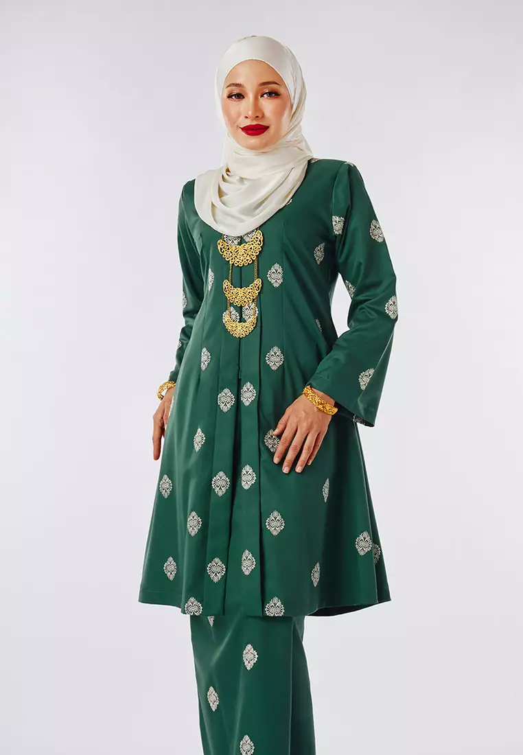 Buy Inhanna Iris Embroidered Long Kebaya Emerald Green Online Zalora