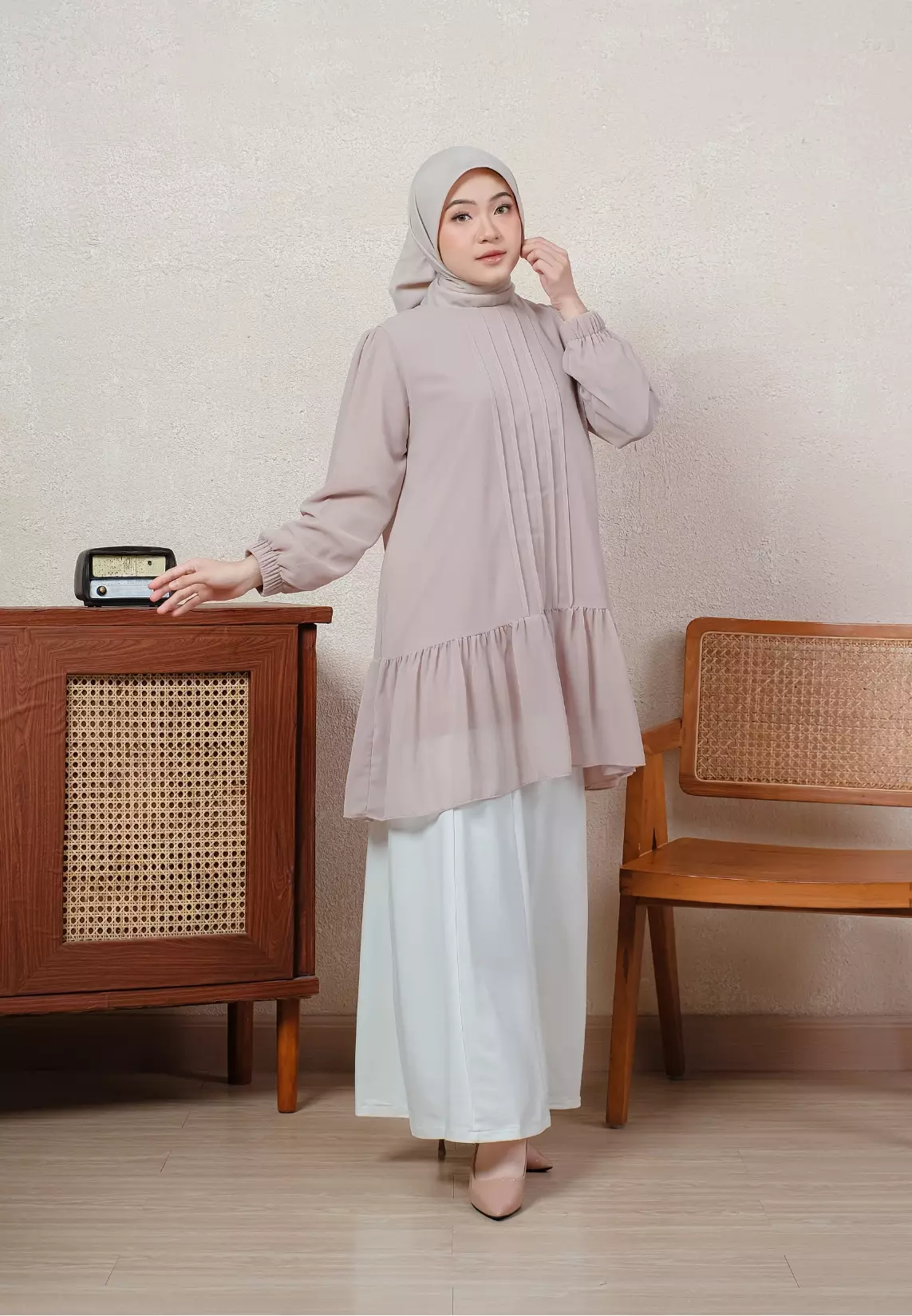 Nicole Blouse - Khaki