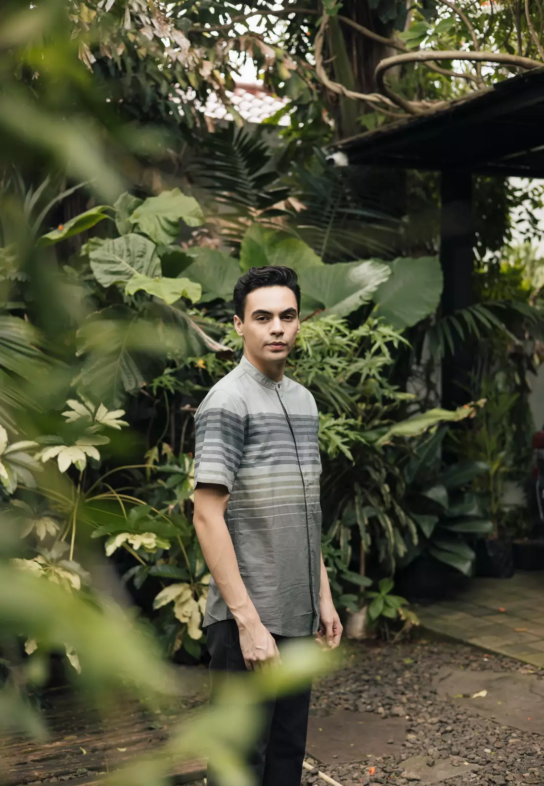 POLICE Kemeja Koko Border Krah Shanghai Abu Hijau Regular Fit Pria