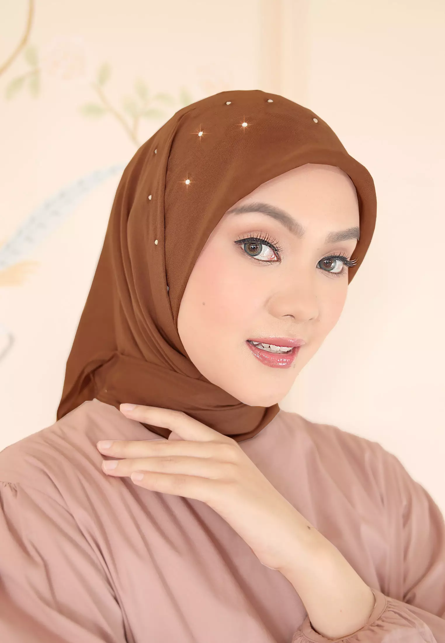 Noura Hijab Segiempat Payet Crystal | Kerudung Wanita Premium