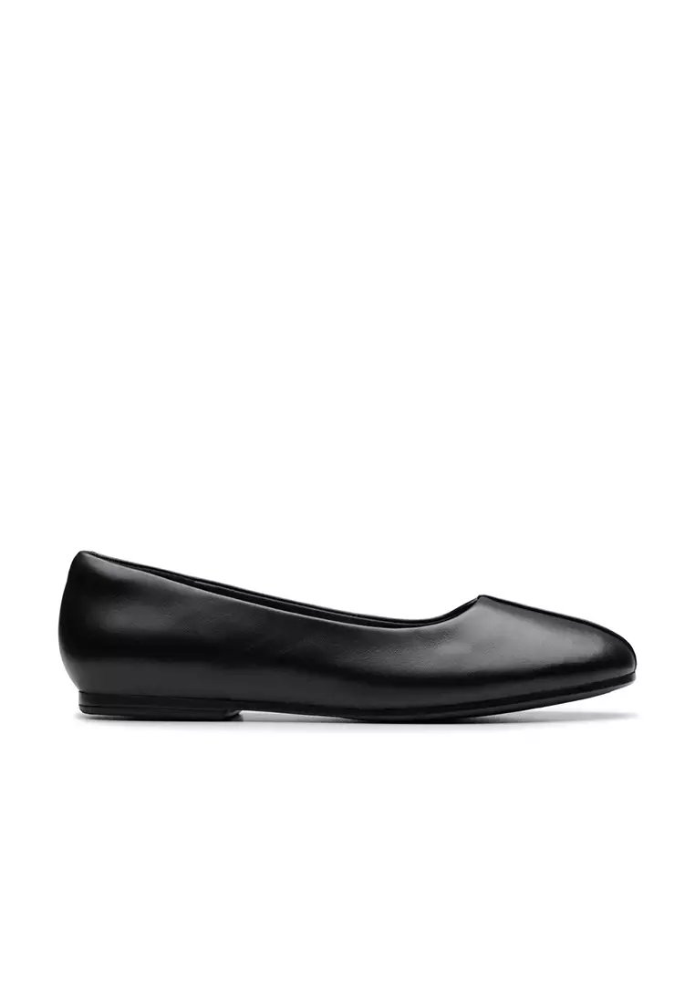 Womens Livia Lily Ballerina - Black Leather