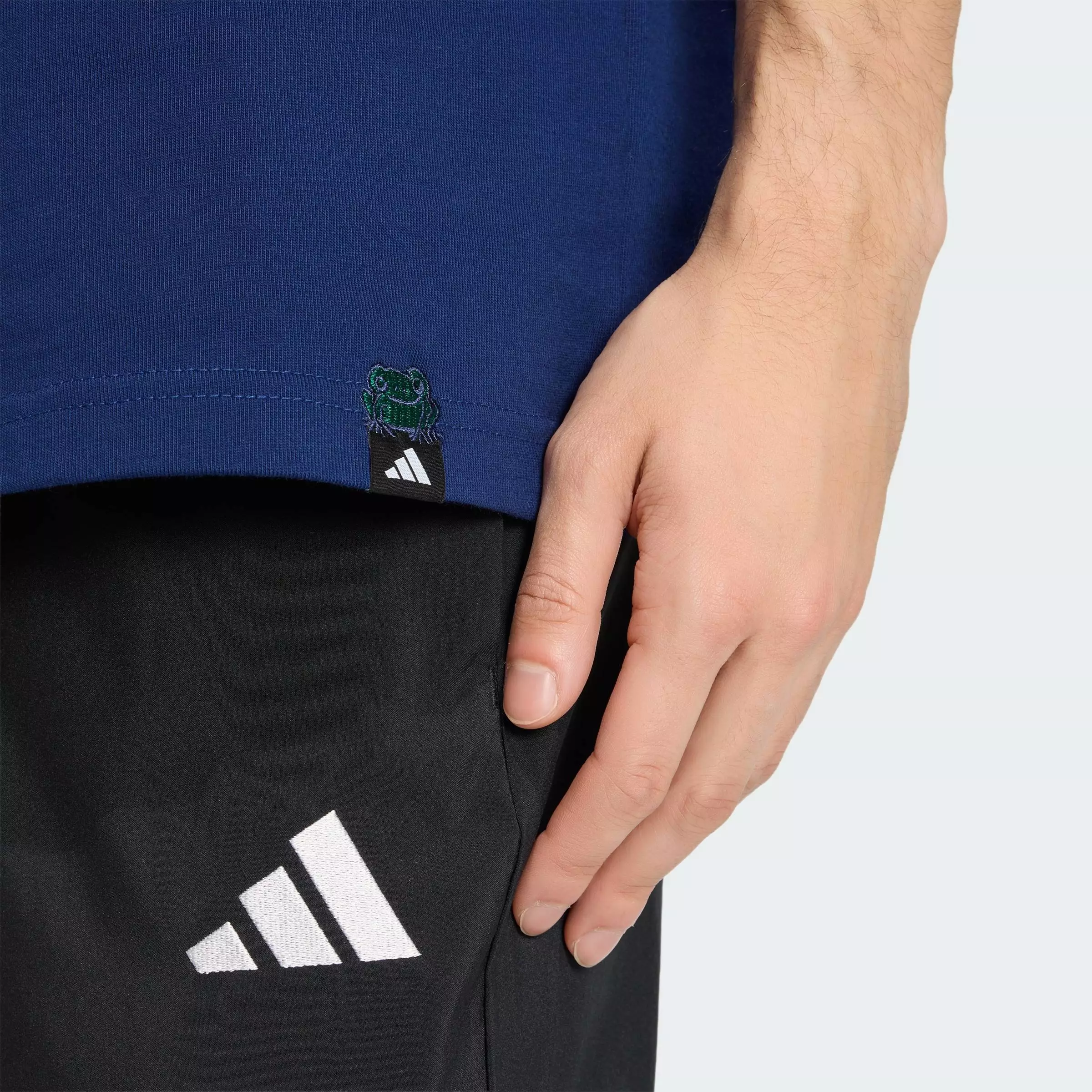 Lifestyle DOODLE STAND-UP PADDLE GRAPHIC T-SHIRT Men Blue KB4902