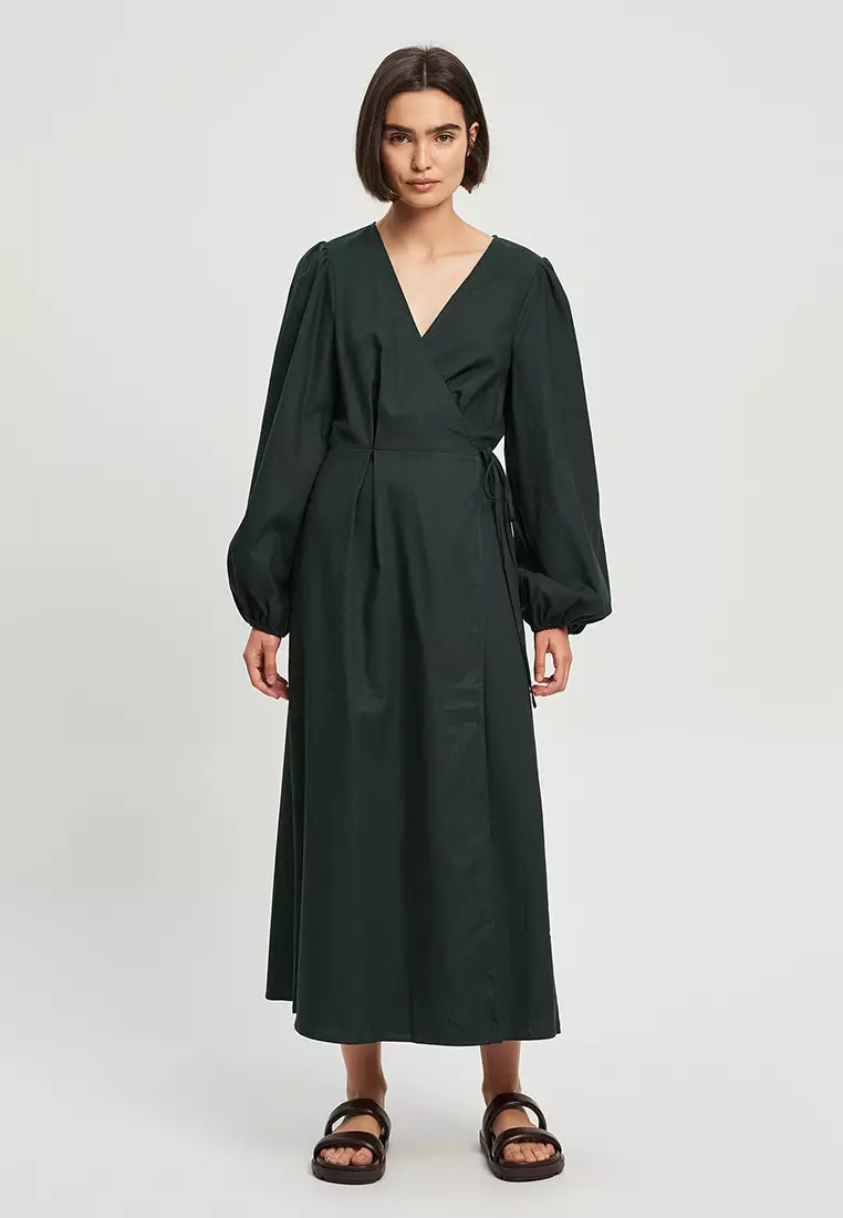 Buy Willa Nia Midi Dress 2024 Online | ZALORA Singapore